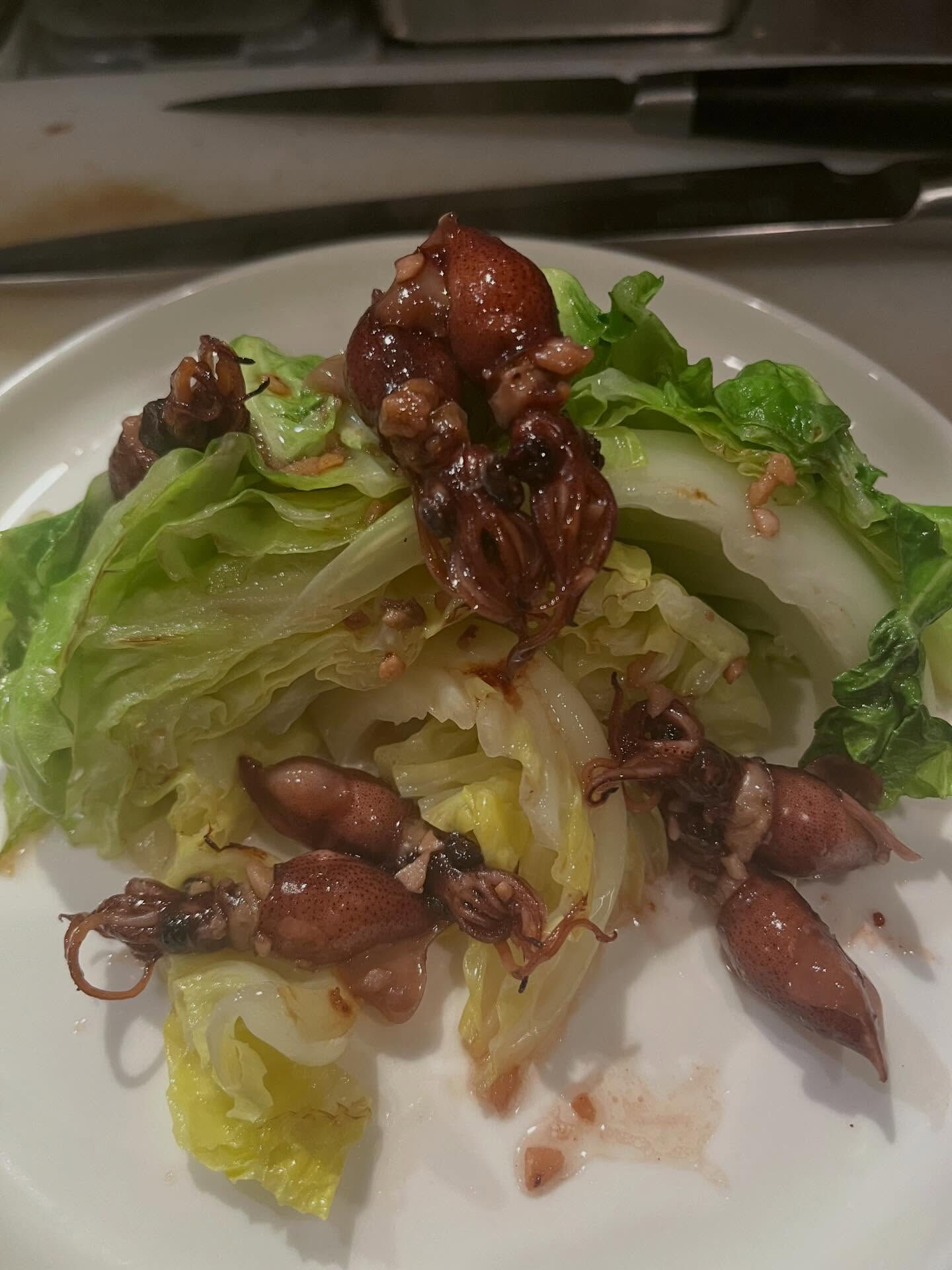 「ホタルイカと春キャベツのソテー」🥬🦑